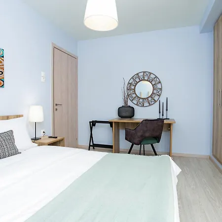 Elysium House Bright Floor With Terrace Location Appartement *