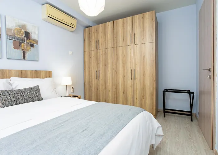 Elysium House Bright Floor With Terrace Location Apartament Saloniki
