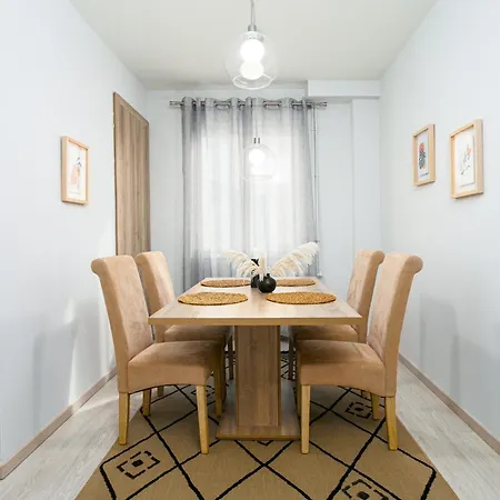 شقة Elysium House Bright Floor With Terrace Location *